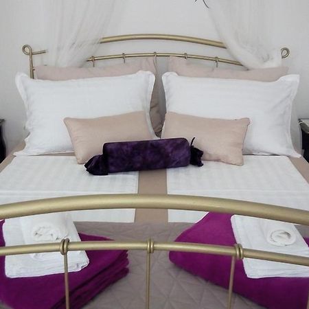 Amd Infinity Suites Split Bagian luar foto