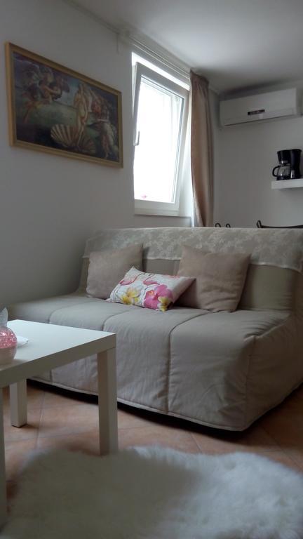 Amd Infinity Suites Split Bagian luar foto