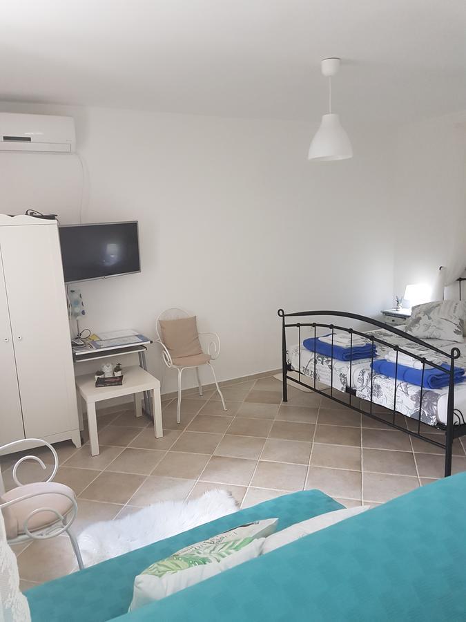 Amd Infinity Suites Split Bagian luar foto